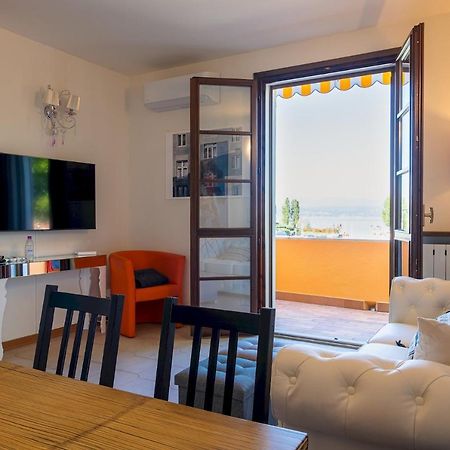 La Casa Sul Porto - Italian Homing Apartment ซีร์มิโอเน ภายนอก รูปภาพ
