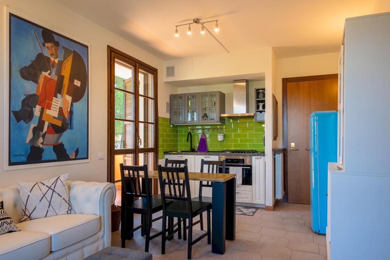 La Casa Sul Porto - Italian Homing Apartment ซีร์มิโอเน ภายนอก รูปภาพ